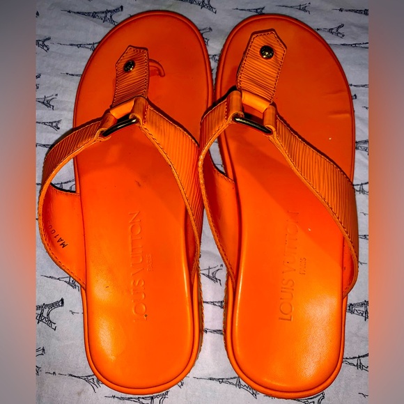 Louis Vuitton Sandals - Picture 3 of 5